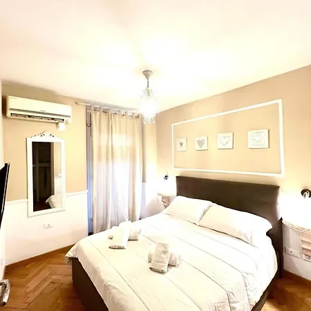 Amazing Near Spanish Square